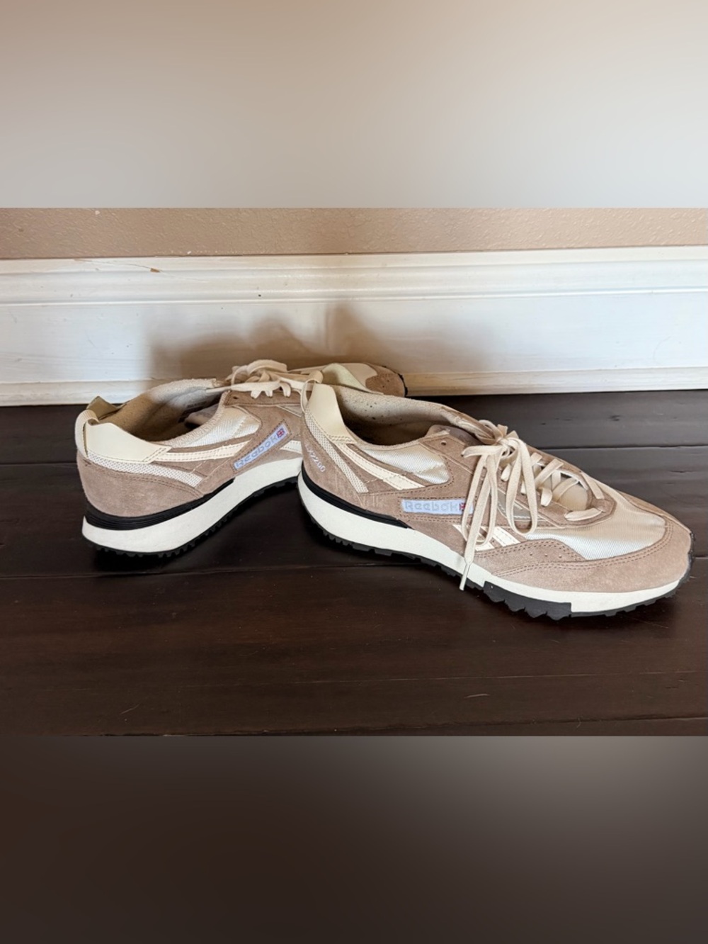 Reebok Vintage Retro Sneakers